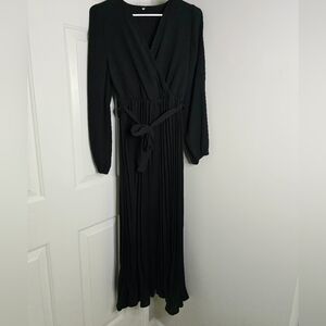 Elegant Black Maxi Dress